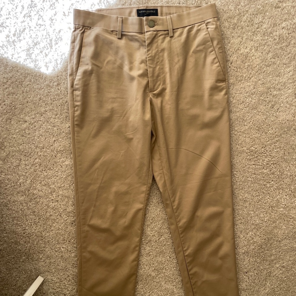 Banana Republic Khaki Pants